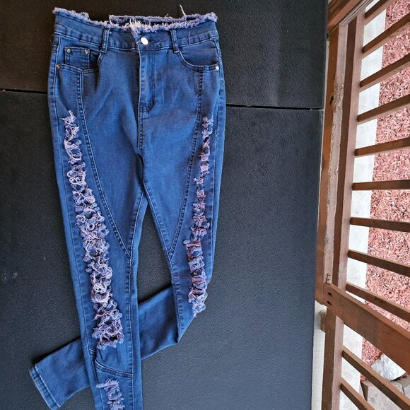 Just Q Aroma Design Women's Blue Destressed Fringe Waist Skinny Jeans Size L - Picture 1 of 16